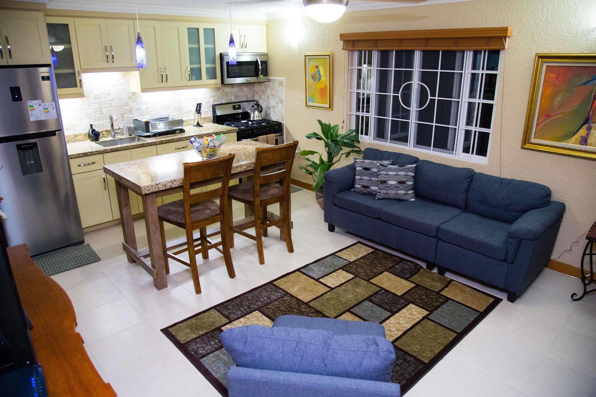 The Cabin At Long Mountain Country Club Κίνγκστον Εξωτερικό φωτογραφία